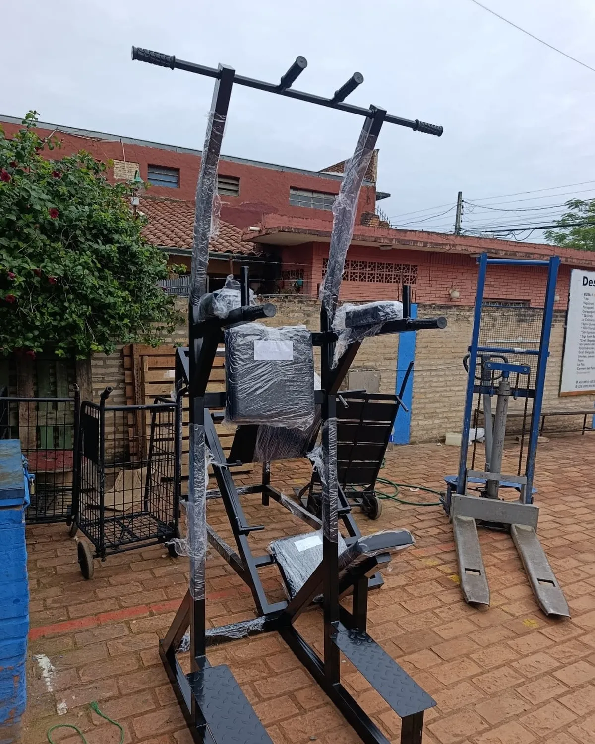 Barra de calistenia multiusos de GC Equipamientos